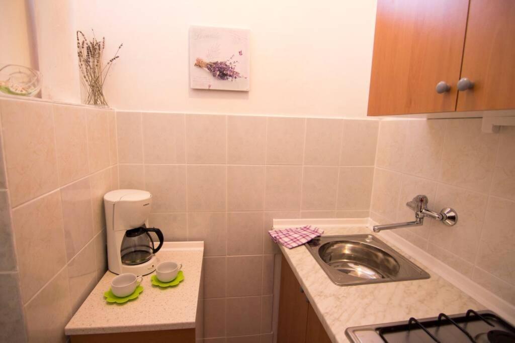 Sea View Room With Kitchen, Balcony&Air Condition Barbat na Rabu ภายนอก รูปภาพ