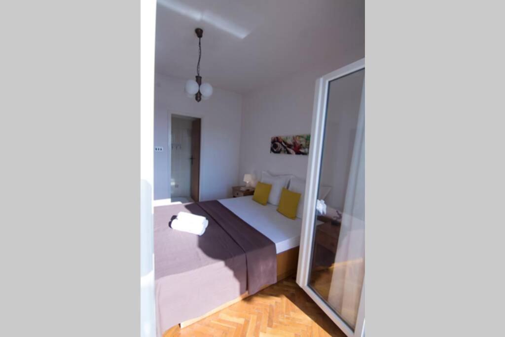 Sea View Room With Kitchen, Balcony&Air Condition Barbat na Rabu ภายนอก รูปภาพ