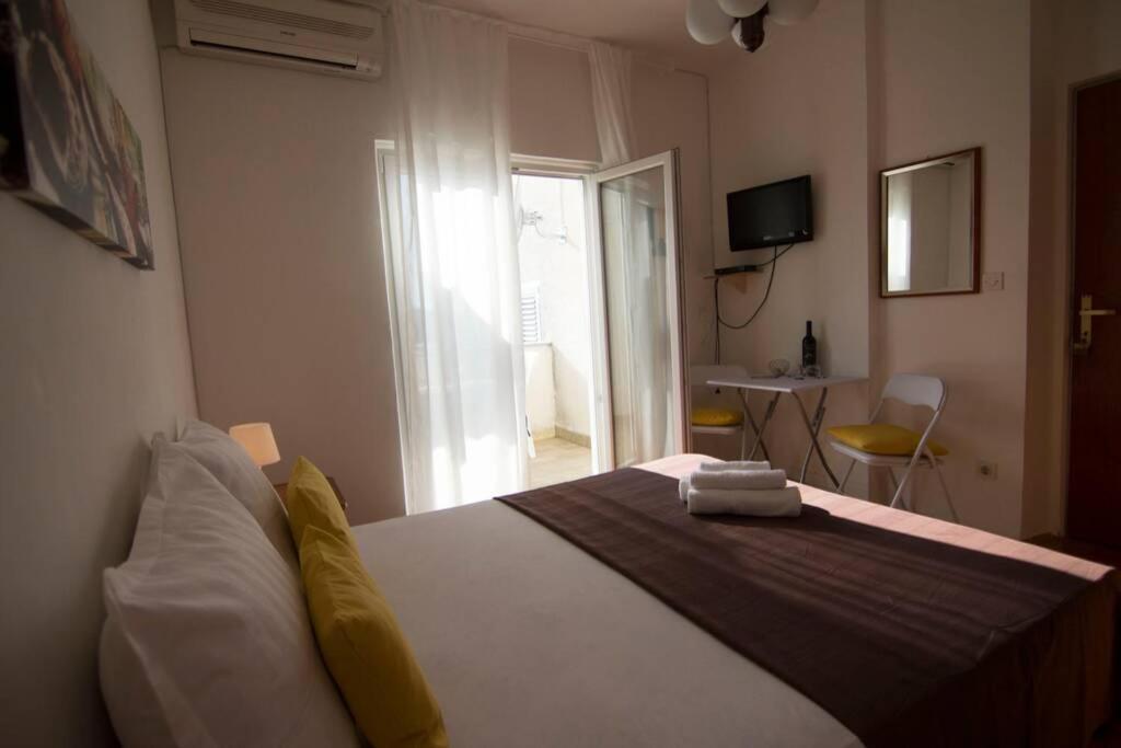 Sea View Room With Kitchen, Balcony&Air Condition Barbat na Rabu ภายนอก รูปภาพ