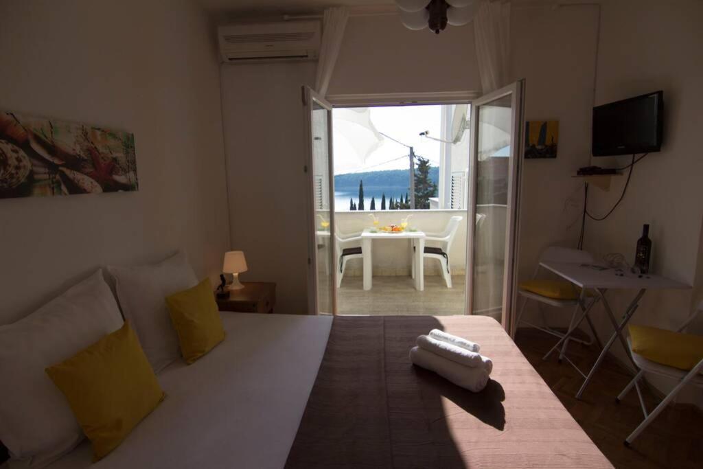 Sea View Room With Kitchen, Balcony&Air Condition Barbat na Rabu ภายนอก รูปภาพ