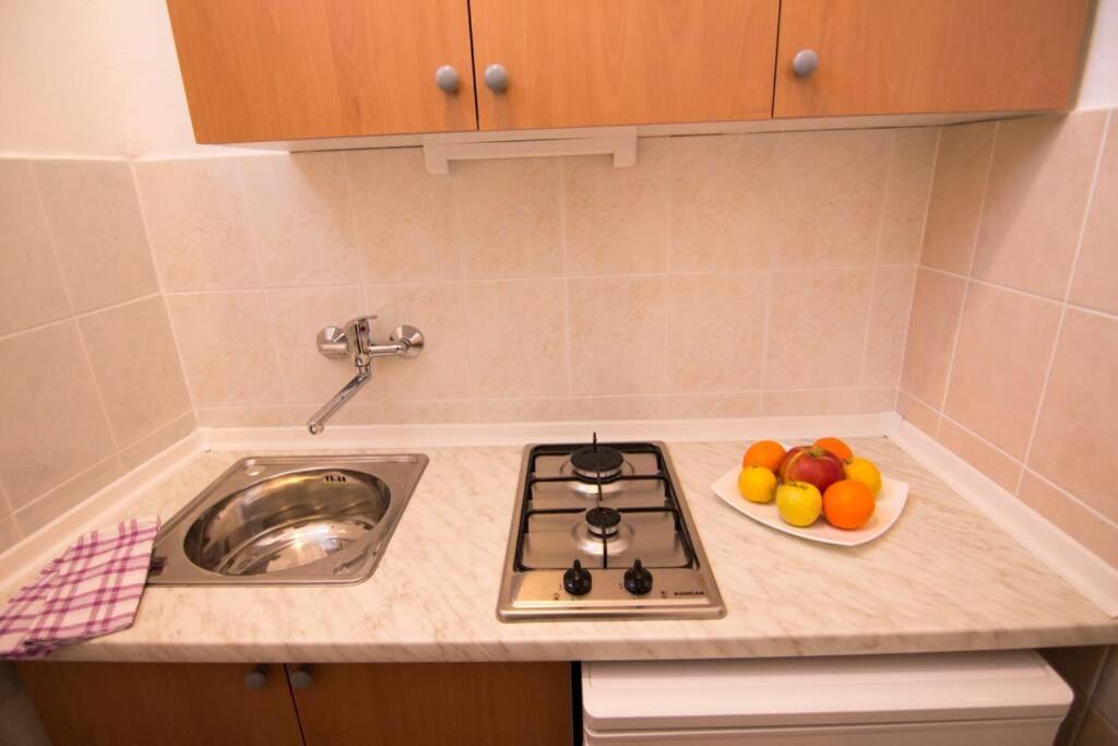Sea View Room With Kitchen, Balcony&Air Condition Barbat na Rabu ภายนอก รูปภาพ